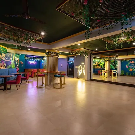Villa Calangute Phase 17 -16 Or 17Bhk -Great For Large Groups-2